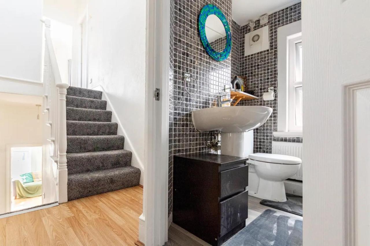 Large, Bright And Spacious 3 Bed Flat In Londýn Exteriér fotografie
