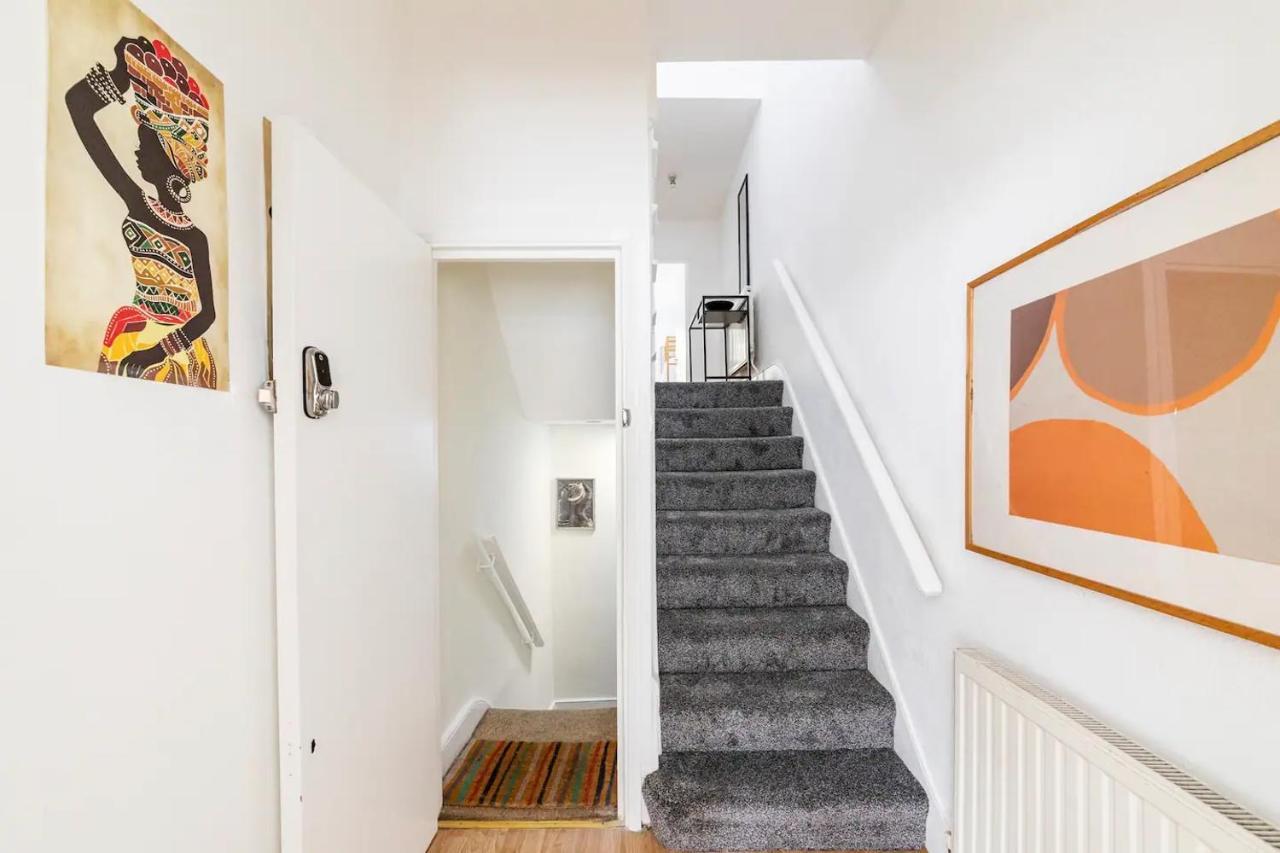 Large, Bright And Spacious 3 Bed Flat In Londýn Exteriér fotografie