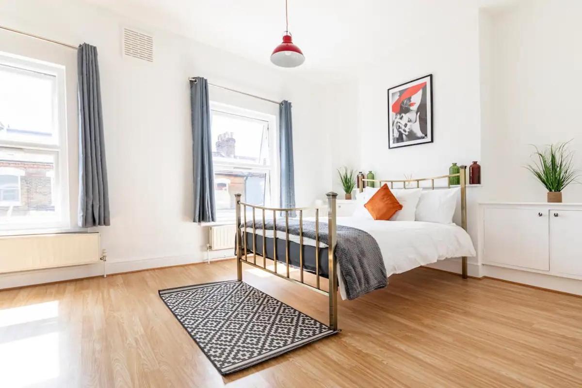 Large, Bright And Spacious 3 Bed Flat In Londýn Exteriér fotografie