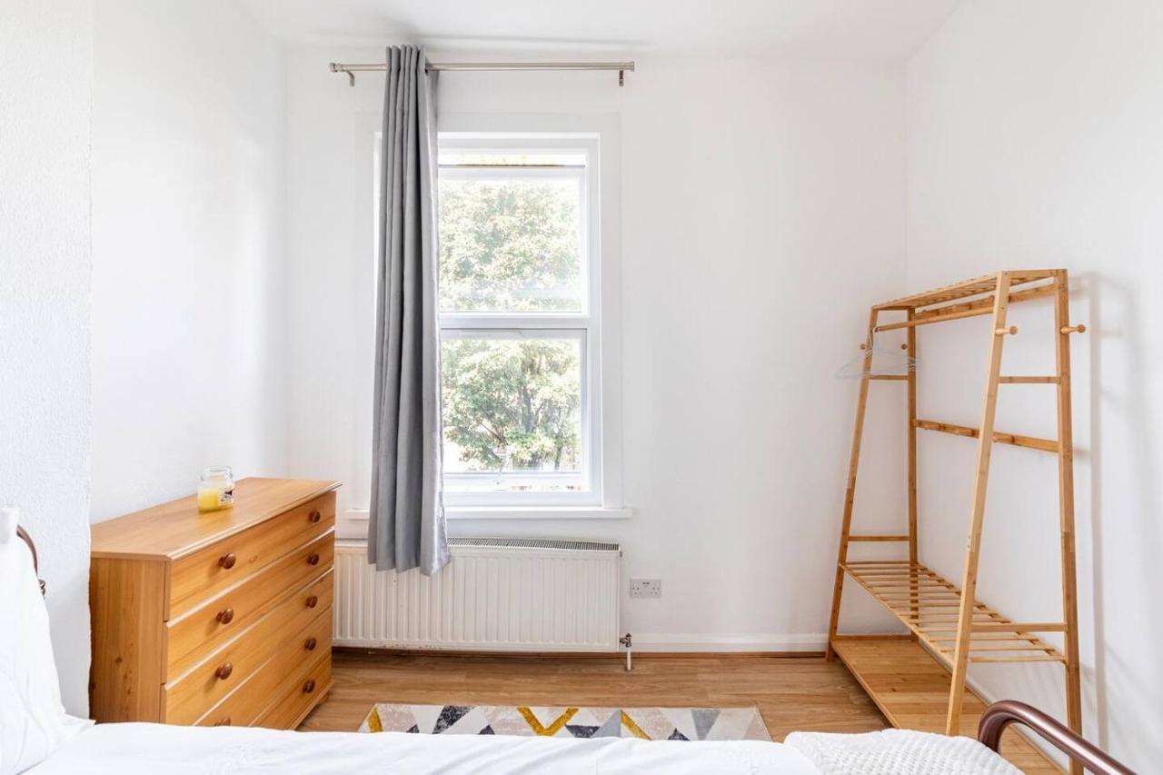 Large, Bright And Spacious 3 Bed Flat In Londýn Exteriér fotografie